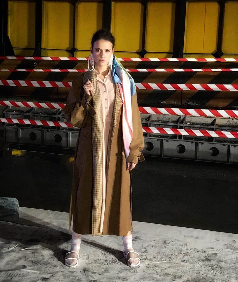 LFW тренч oversize DEplace